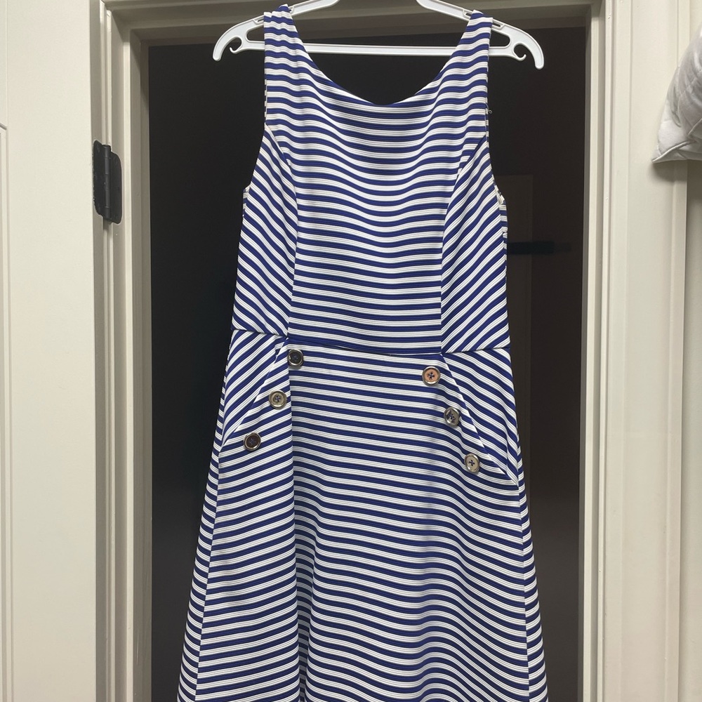 Jessica Simpson blue and white dress size 4